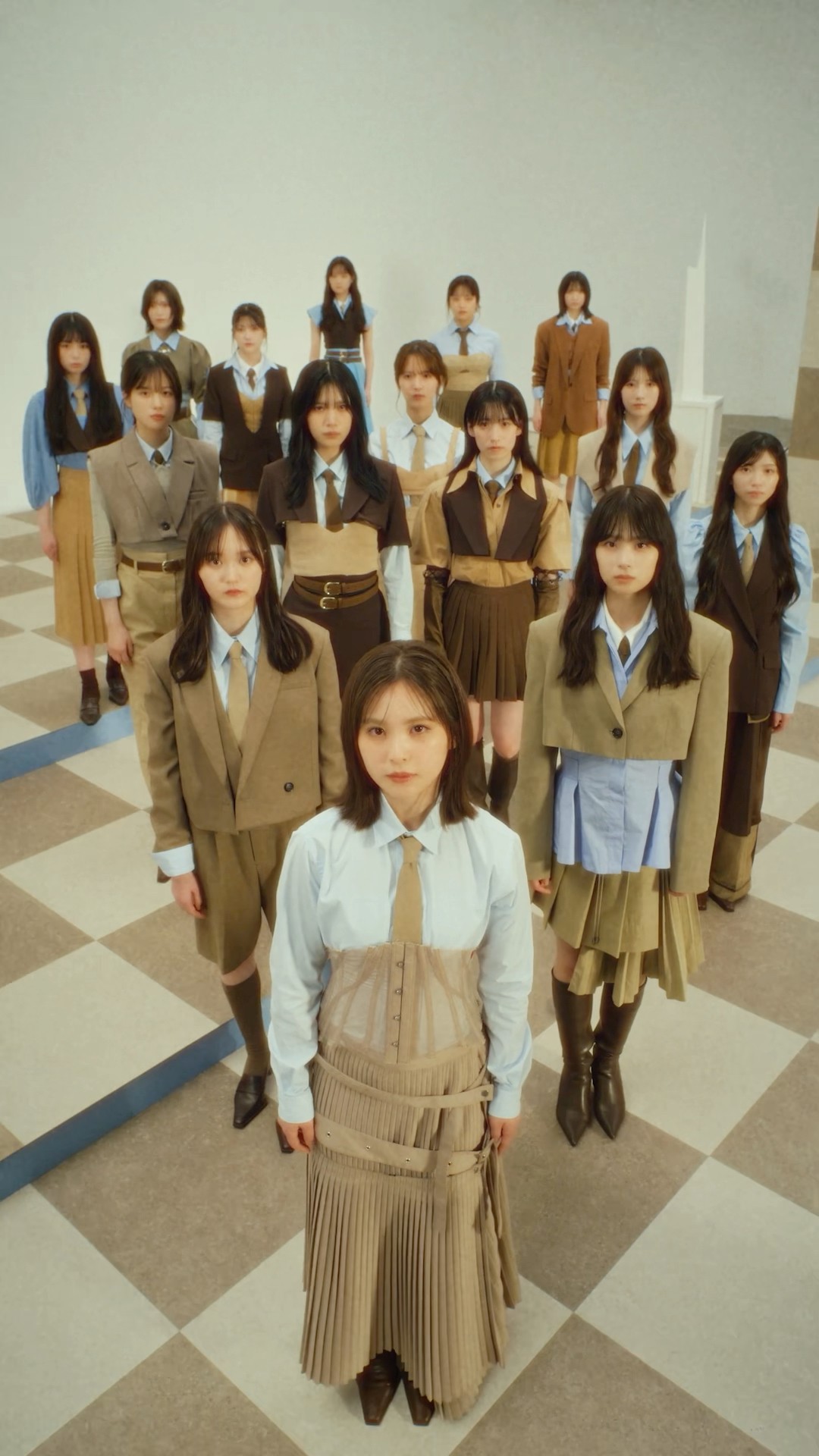 Sakurazaka46 15th Double A-side Single“Lonesome rabbit / What's