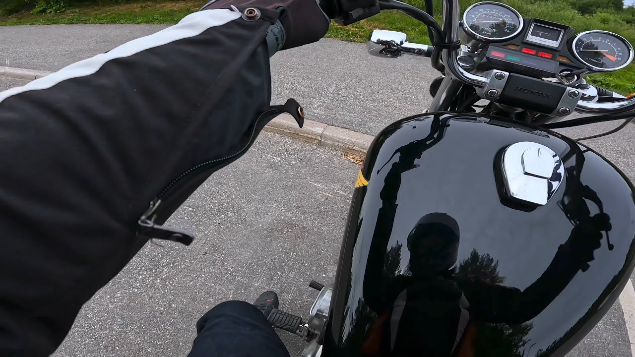 Honda VF750C Magna V45 ’86 | Short ride