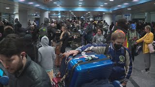 Winter storm causes delayed flights and cancellation from O’Hare, holiday plans set back