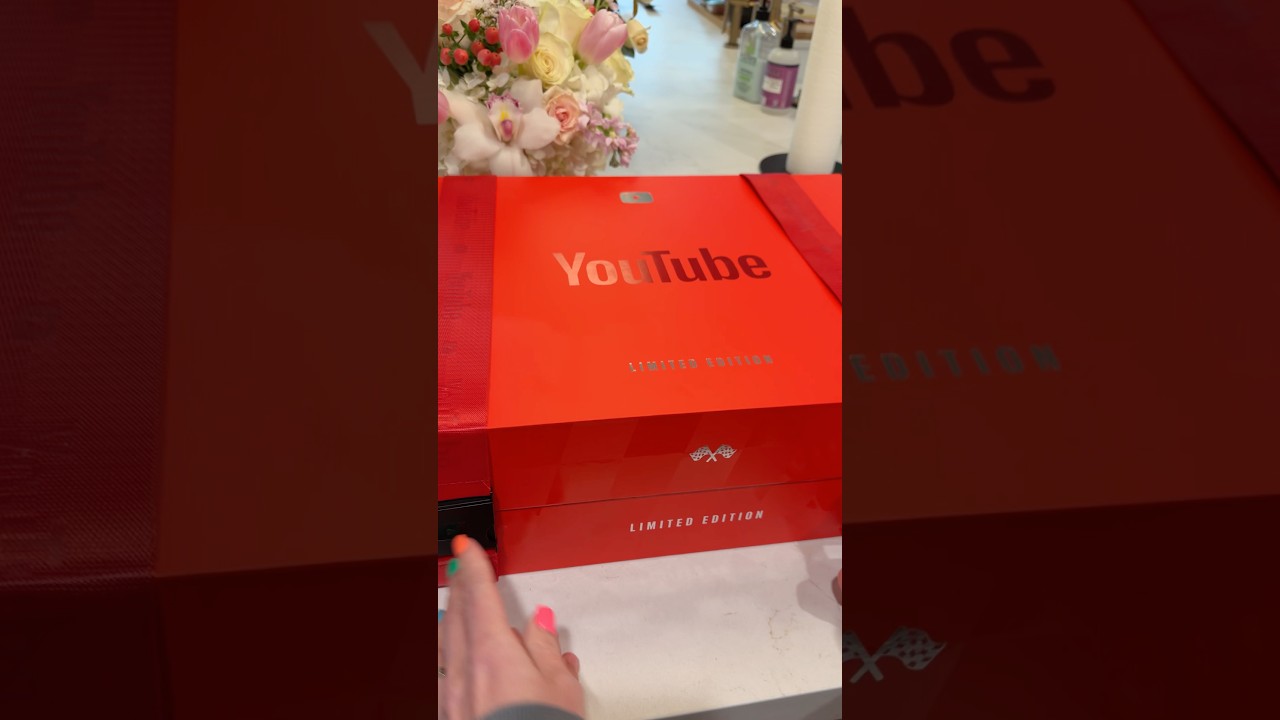 YouTube sent us a MYSTERY Box 📦