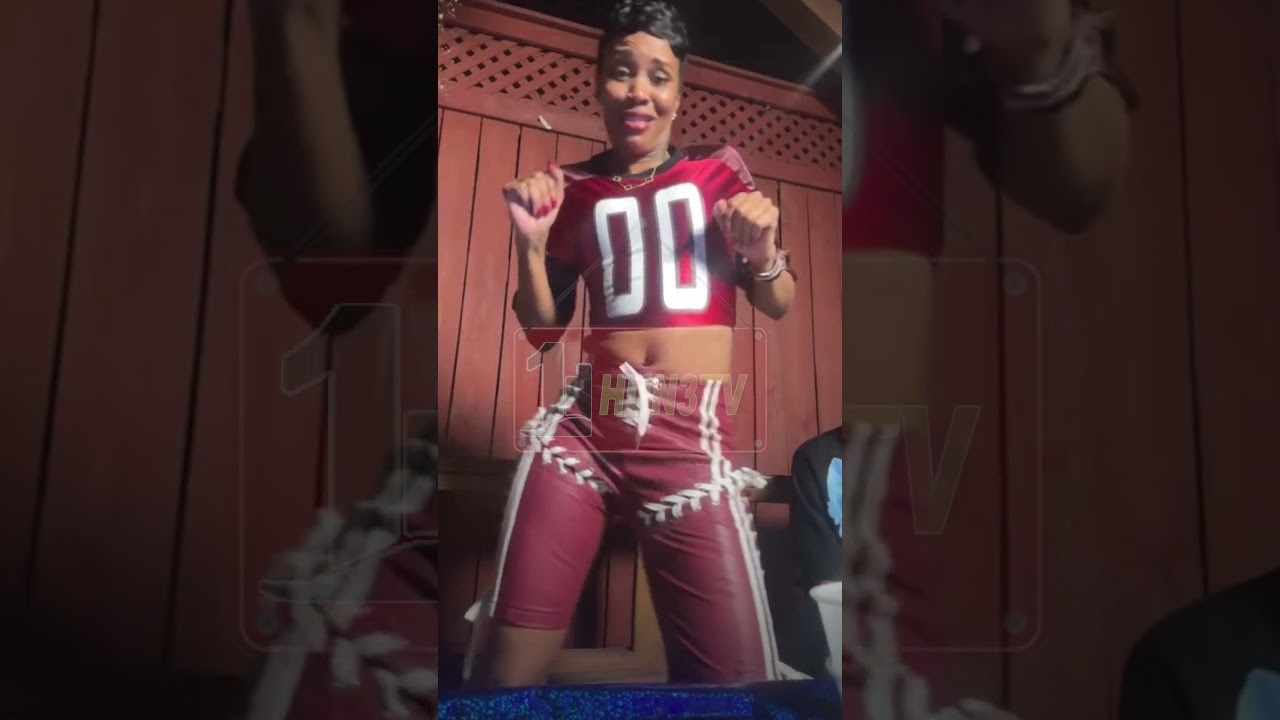 Yuntie Tia Kemp hits crazy moves that stop the crowd 💃