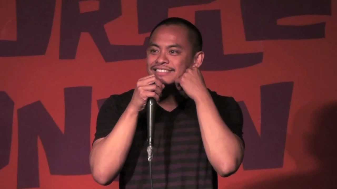 Comedian does Female Voice YouTube