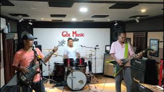 Radja - Bulan (Cover) by. COMODO BOYS Band