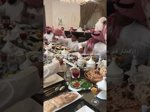 الافطار في منزل الدكتور عبدالله العقيل على خلفية اجتماع العقيل الاشراف بالرس