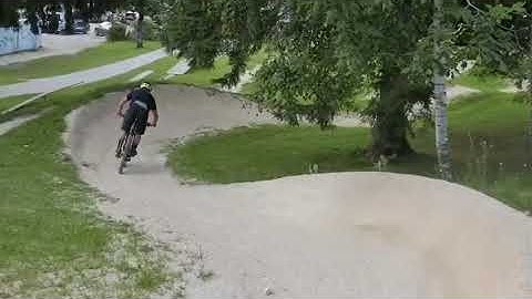 Elliott Heap. Just having fun