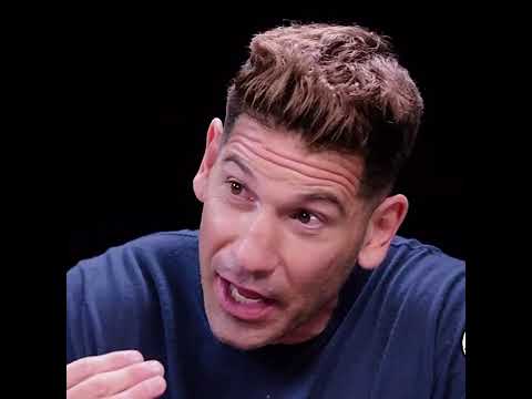 Video: Jon Bernthal Neto vrijednost: Wiki, oženjen, obitelj, vjenčanje, plaća, braća i sestre