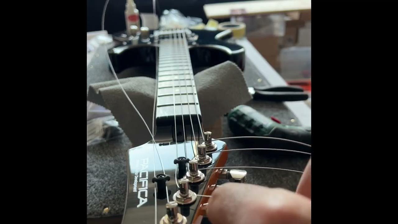 Tuners Grover Locking on Guitar Yamaha Pacifica V II612 BTStrings