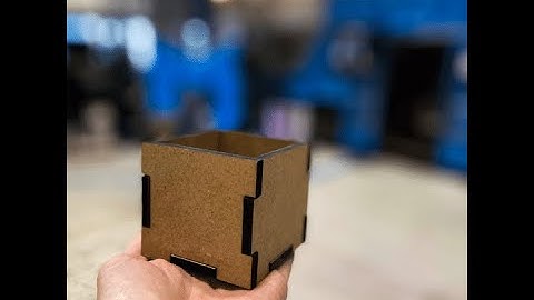 DIY How to build a box with a Laser Cutter / 