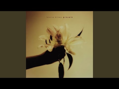 Leonie Biney - Groupie