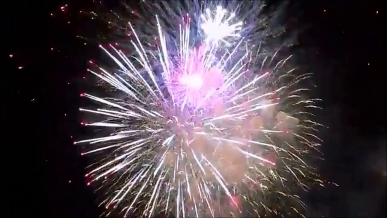 Hochzeitsfeuerwerk Geburtstagsfeuerwerk Eventtechnik Und Vieles Mehr Hier Werden Sie Fundig 