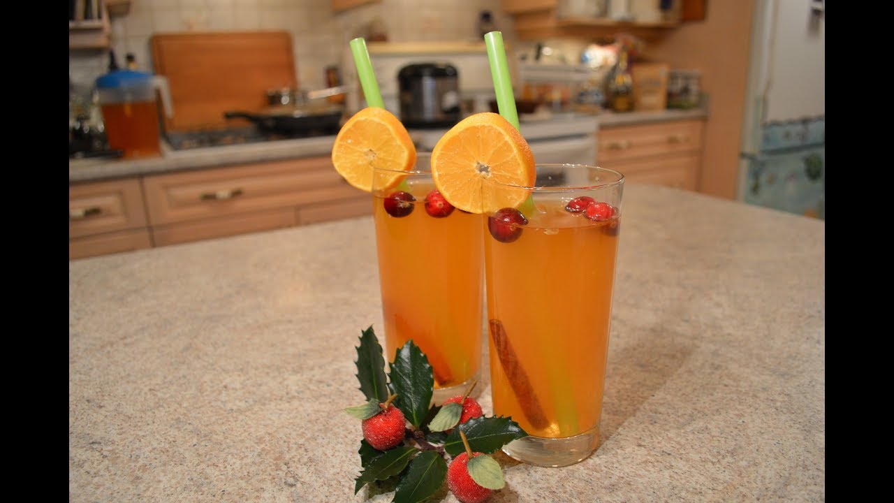 How to Make Holiday Spiced Clementine Iced Tea: Cooking with Kimberly
