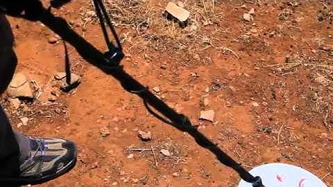 How to Find Gold with Minelab - GPX Series Metal Detector Set Soil Timings