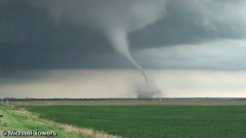 Truncated Cone Tornado; Holdrege, Nebraska 6-20-2011