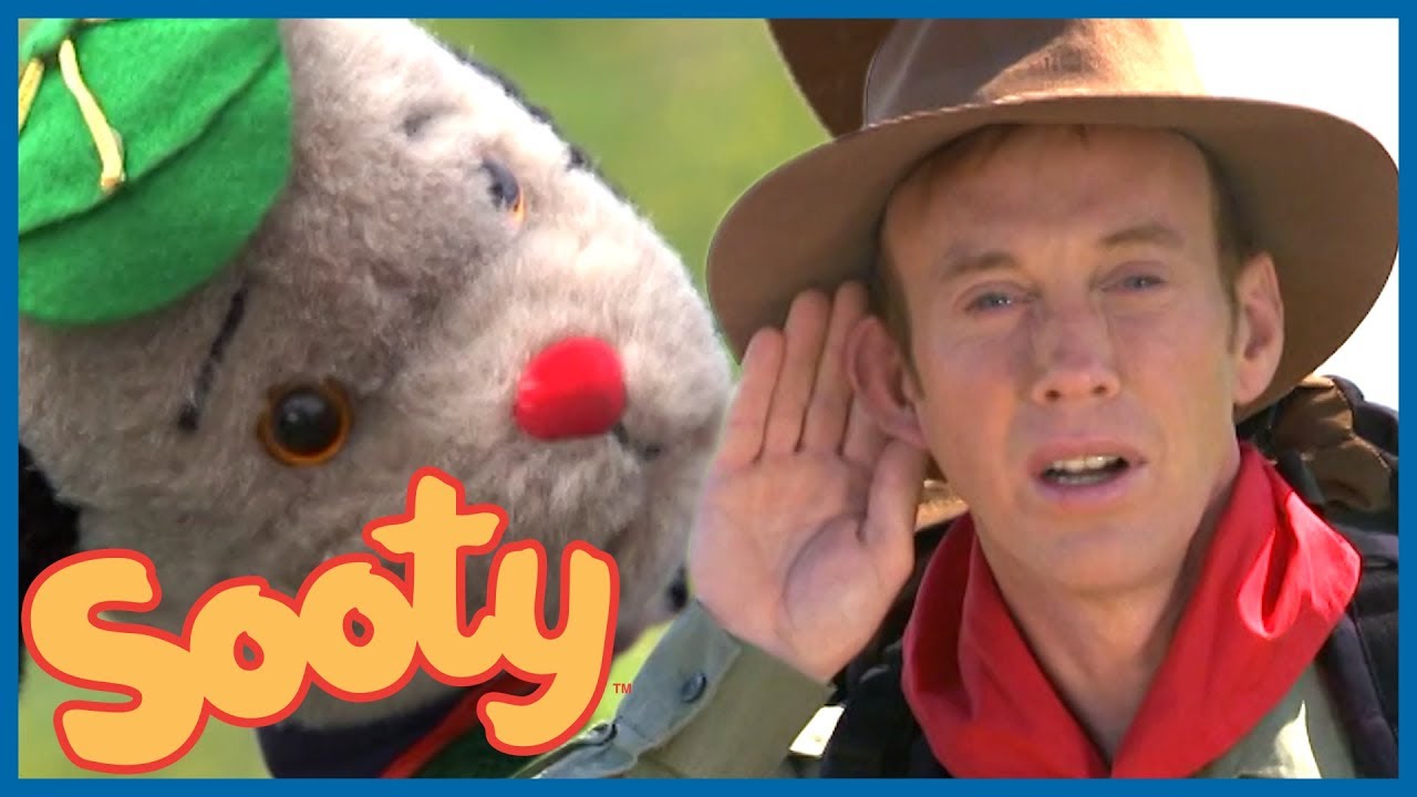 Who's Inside of Richard's Bag? | The Sooty Show