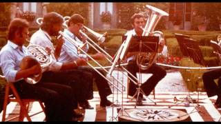 Vignette de la vidéo "Modern Rézfúvós Együttes - Hungarian Brass Ensemble - C. Le Jeune: The Spring"