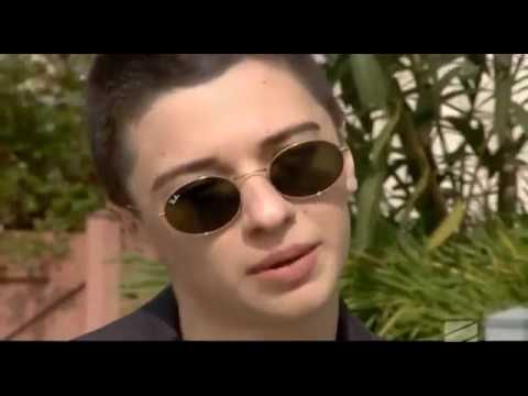 ნანუკა მიქაძე  - 18 წლის, ბათუმიდან