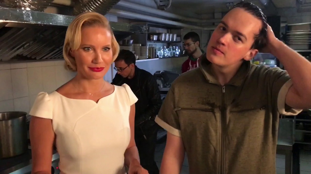 Съёмочная площадка Промо Ревизорро с Еленой Летучей - YouTube