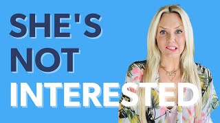 How to Tell If She’s Interested (or Not) When You Call Or Text Her