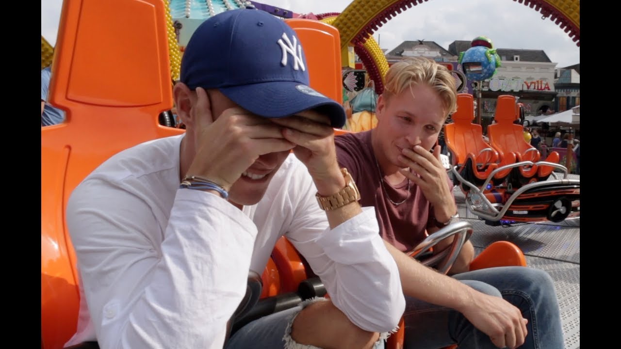 Kotsen op de kermis | Geldrovers