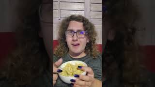 Cracker Barrel Sharp Cheddar Mac and Cheese Review #macandcheese #food #foodie #foodreview #macaroni