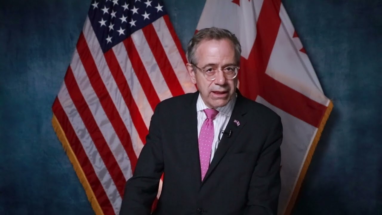 Deputy Assistant Attorney General Bruce Swartz visits YouTube