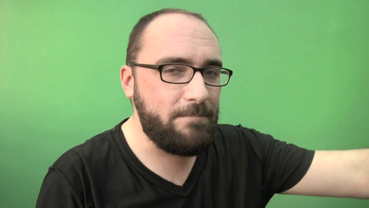 how much money does vsauce make in a year