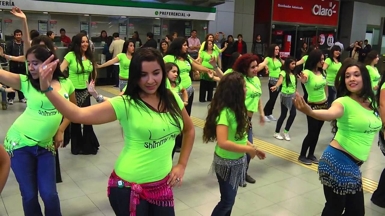 Shimmy Mob 2013 - Santiago - Metro Plaza de Maipú - YouTube