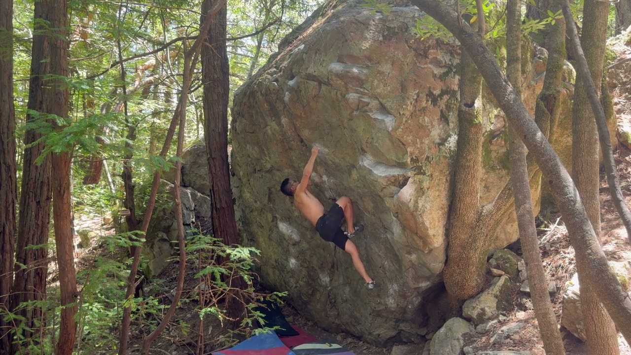 Intuition Sit (V5) - Mt. Tamalpais Bouldering: Bootjack Boulders