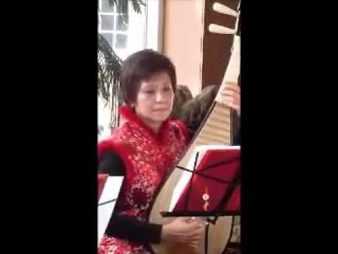 Sandra Emmeline sings Manchu lullaby Bebu Mudan 