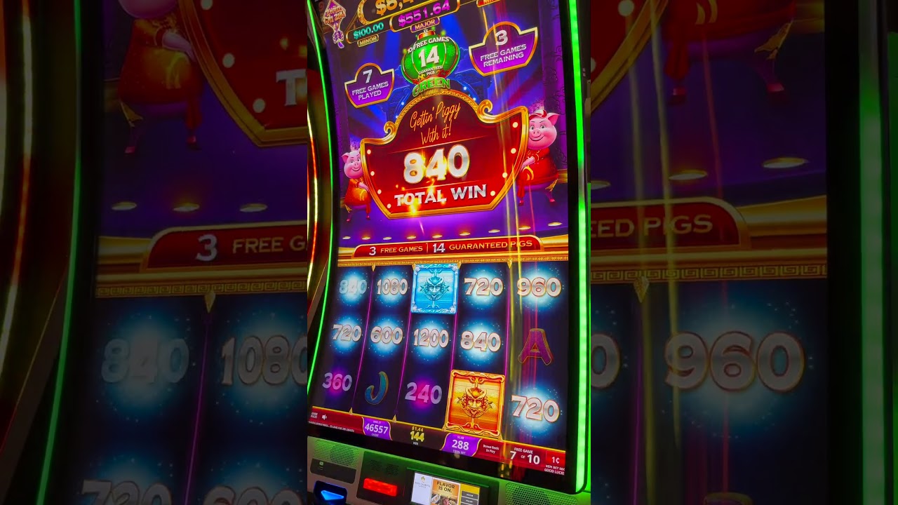 Gettin' Piggy With It Slot Filled My Pockets! #slots #casino #lasvegas