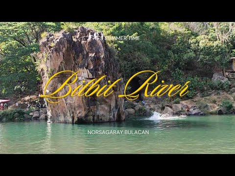 NAPAKALINAW NG TUBIG DITO AT ANG LAMIG PA TARA PAILOG NAMAN TAYO.