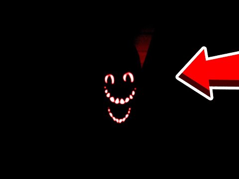 Tem ALGO se escondendo na MINHA CASA... (It Lurks) parte 3