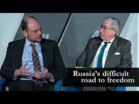Russia’s Difficult Road to Freedom | A Conversation with Vladimir Kara-Murza