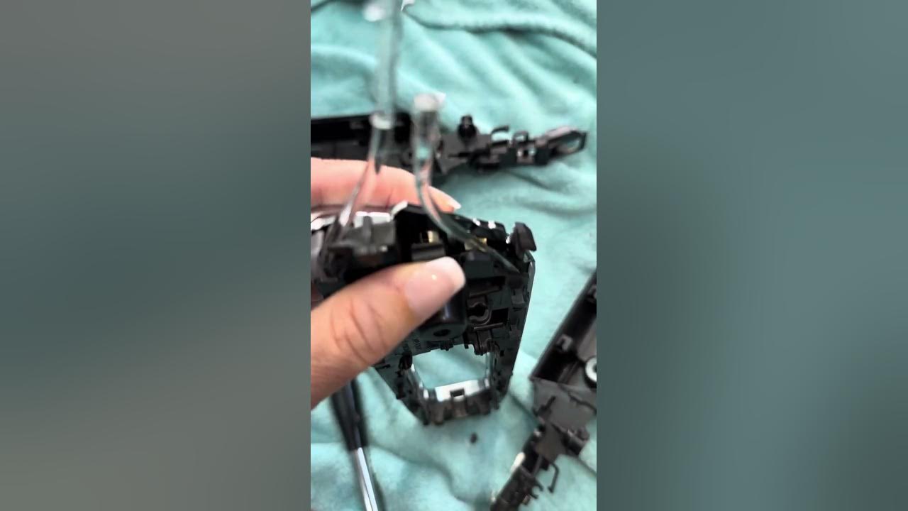 Mercedes C Class W206 door electric window button replacement. YouTube