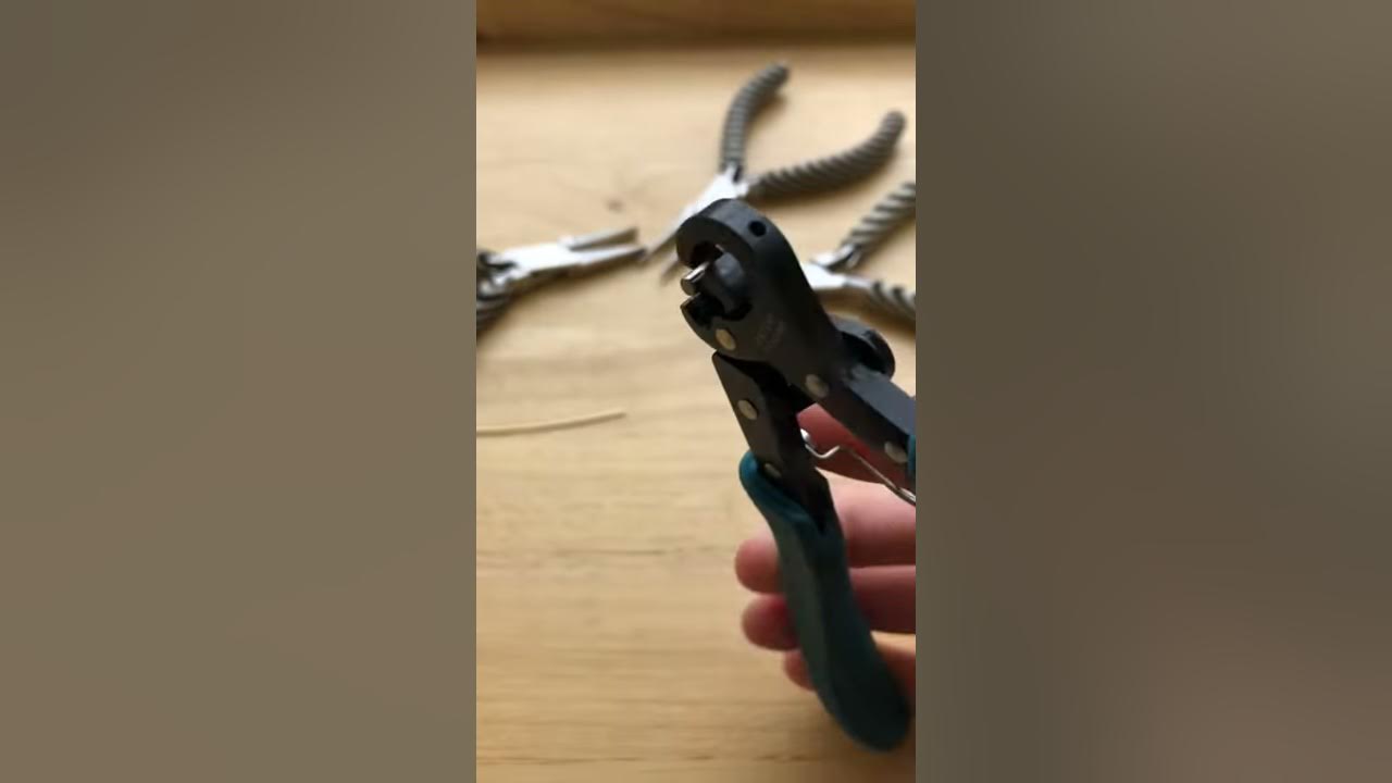 How to Use Wire Looping Pliers 