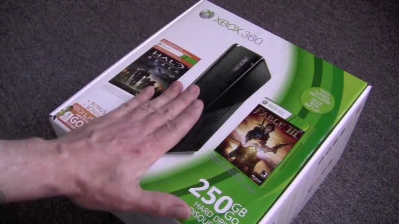 Xbox 360 S 250GB 2011 Holiday Bundle Unboxing