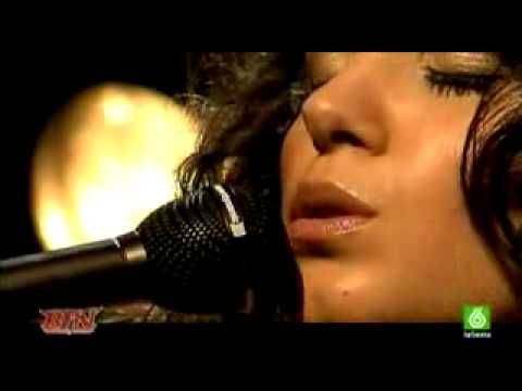 Katie Melua - If you were a sailboat - live acoust...