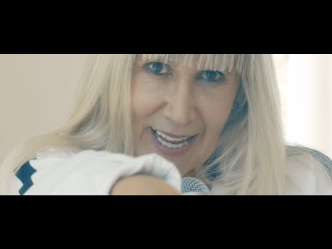 Tangerine Flavour - Argentinian Accent (Official Video)