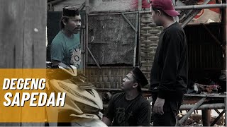 FUNNY MADAMA,//.,THE ROUND OF A BICYCLE