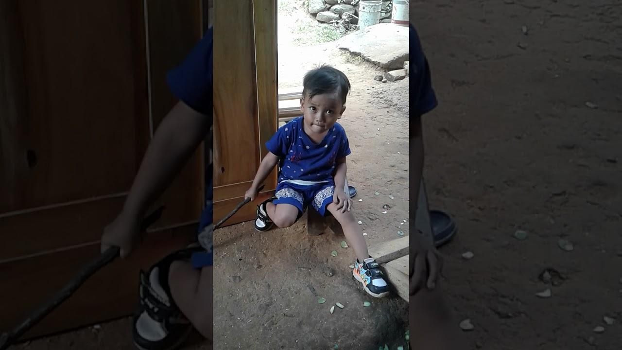 Vidio Anak Kecil Di Ewe Viral Video Pria Tendang Anak Kecil Hingga