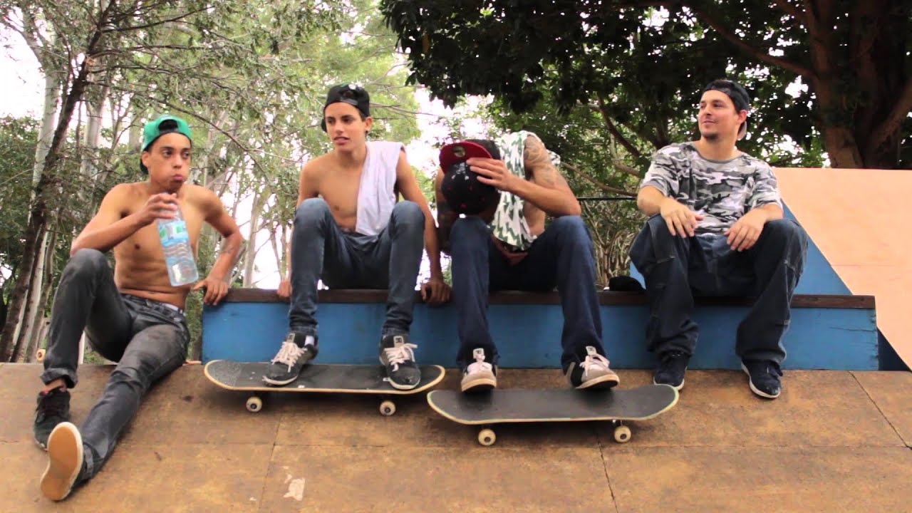 ARQA ® - Skateboarding™ - Sábado Skate Amigos Diversão