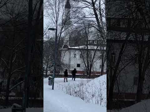 اذان صلاة الجمعة السويد ستوكهولم اول مسجد في السويد الاذان بالسماعات الخارجية جامع