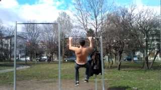 Famous 20 clap pull ups 17 year old haven't trained for half an year Net Worth