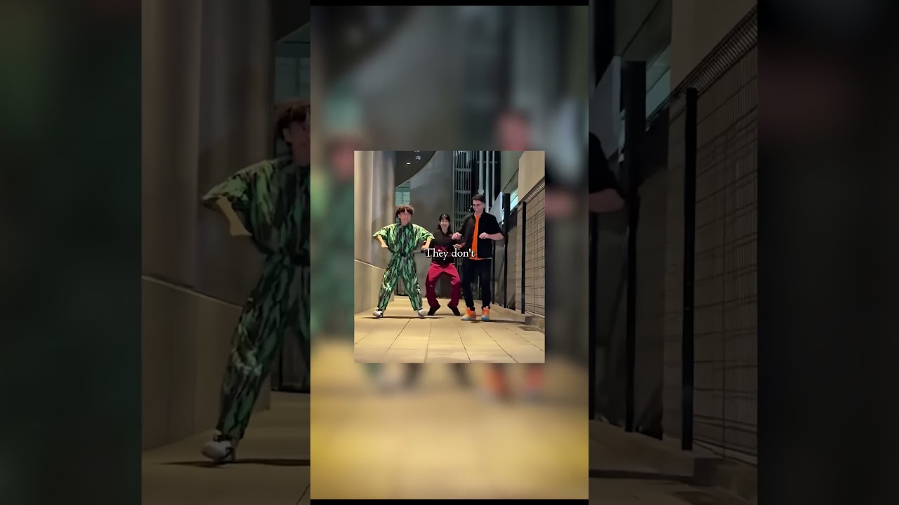 This hallway moment is genuinely unsettling 😰 