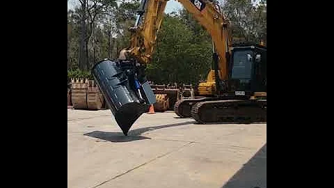 ShawX 11-15 TONNE EXCAVATOR TILT BUCKET