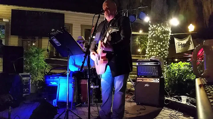 Michael LuBecke LuBeck Live & Acoustic Alone cover