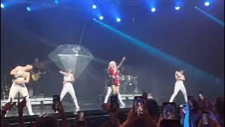 Ava Max - Sweet but Psycho [Live @ Fabrique Milano 15-05-2023]