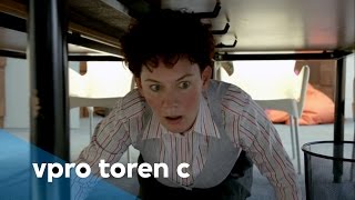 Onder De Tafel 1 - Toren C