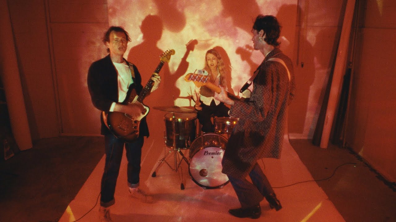 The Goon Sax - "Temples" (Official Music Video) chords