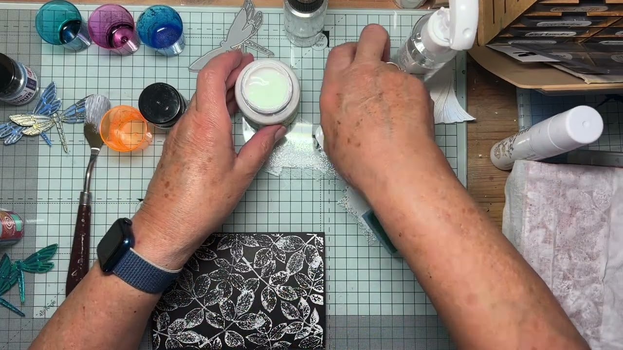 Black on white or white on black?